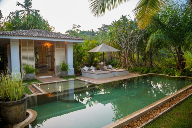 Stay in Sri Lanka in Ahangama enjoy your holiday